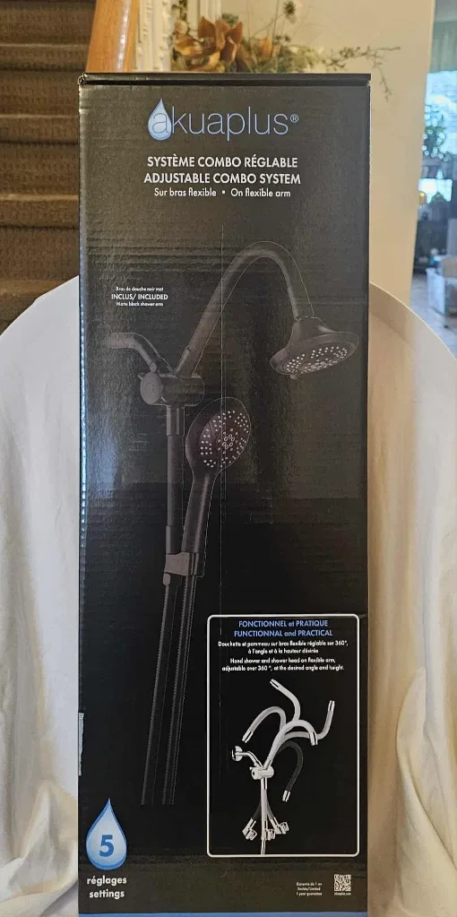 Black Akuaplus Adjustable Combo System Shower Head