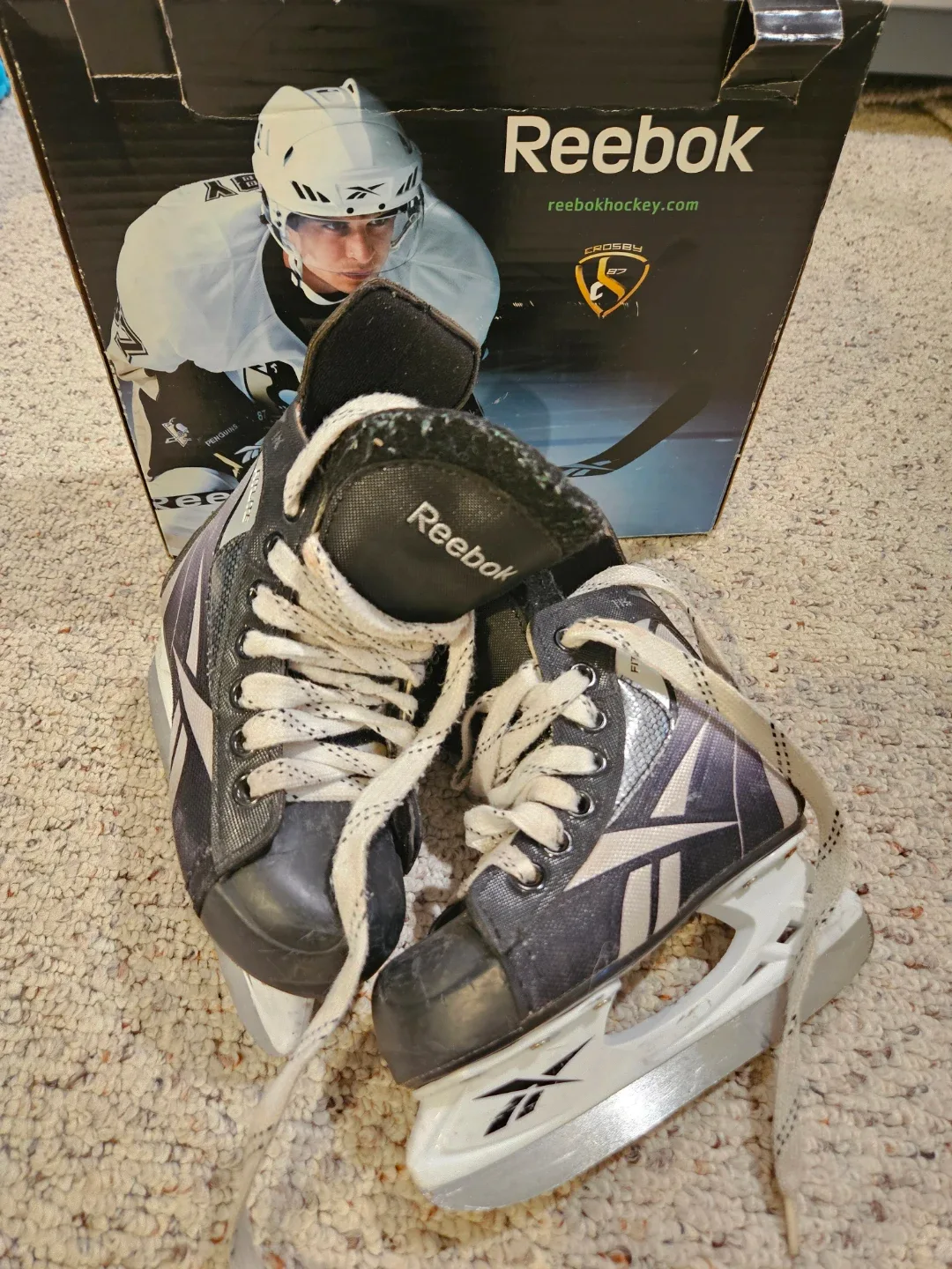 Reebok 1K Youth Ice Skates Size 10J