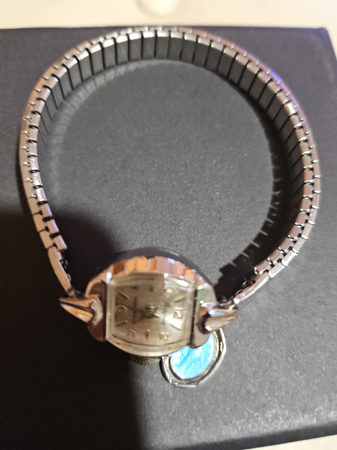 Vintage Bulova Ladies Watch - photo 3
