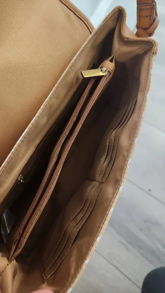 Fossil Jasmine Flap Crossbody image indicator(3)