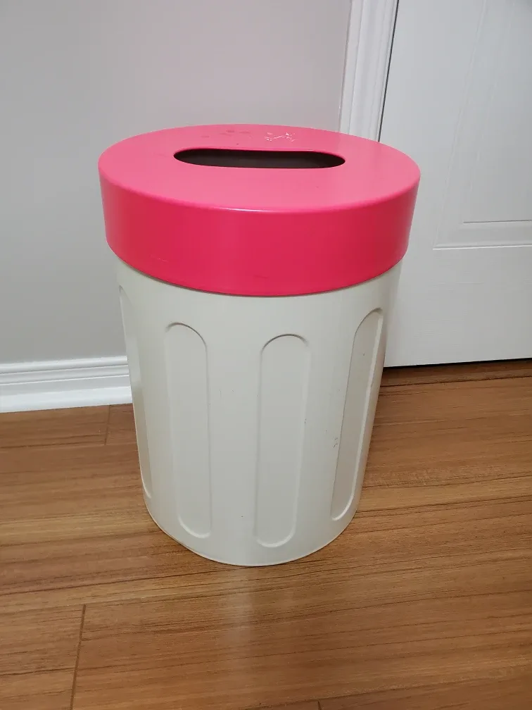 Pink & White  metal can #Cleanout