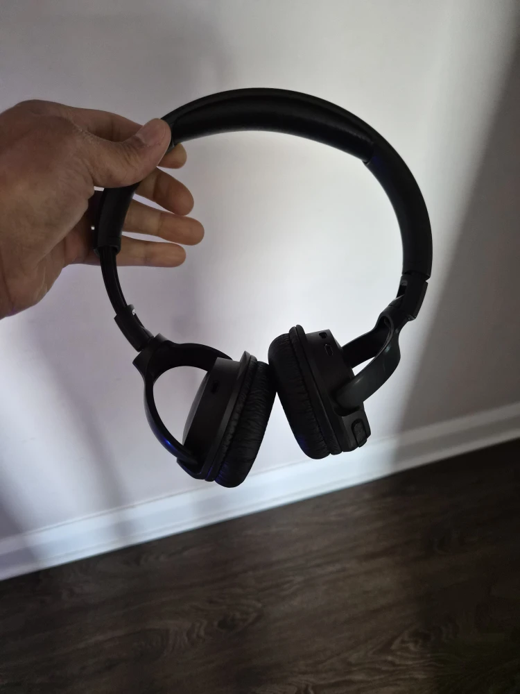 JBL Headphones - Black
