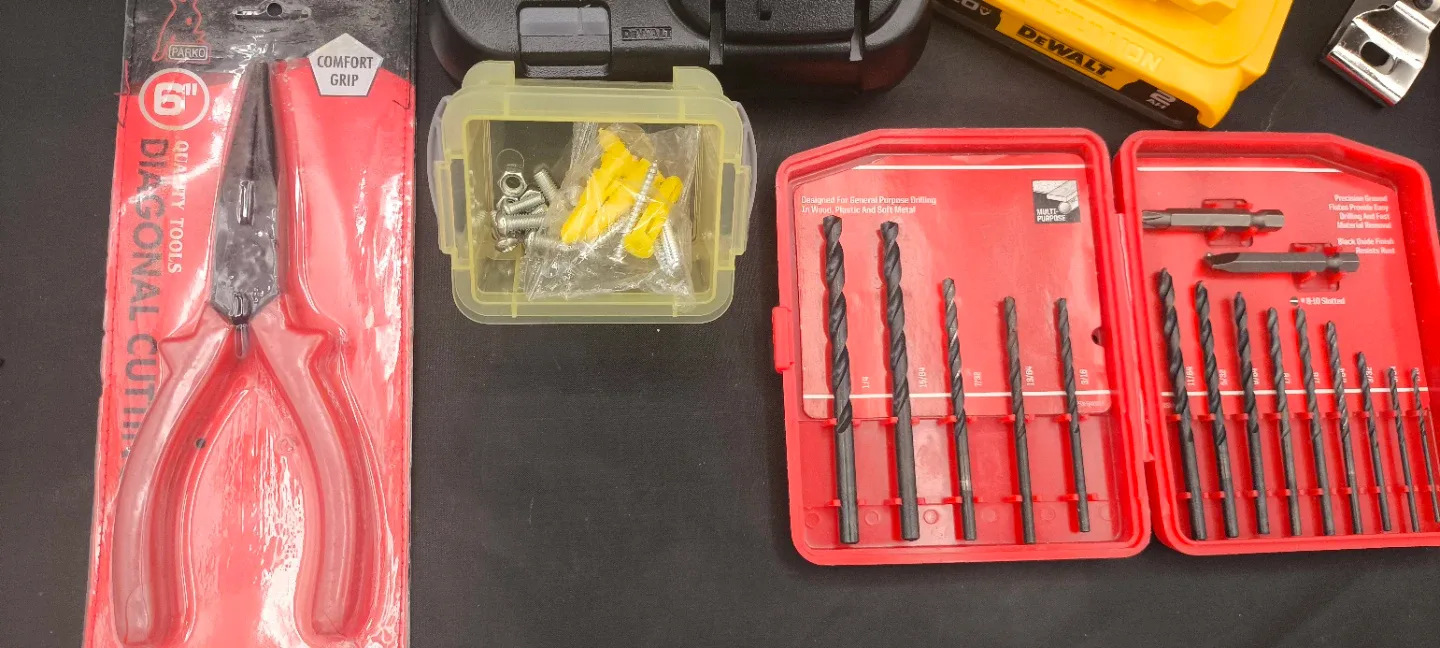 DeWalt Cordless Drill Kit w/ Charger & Accessories image indicator(5)