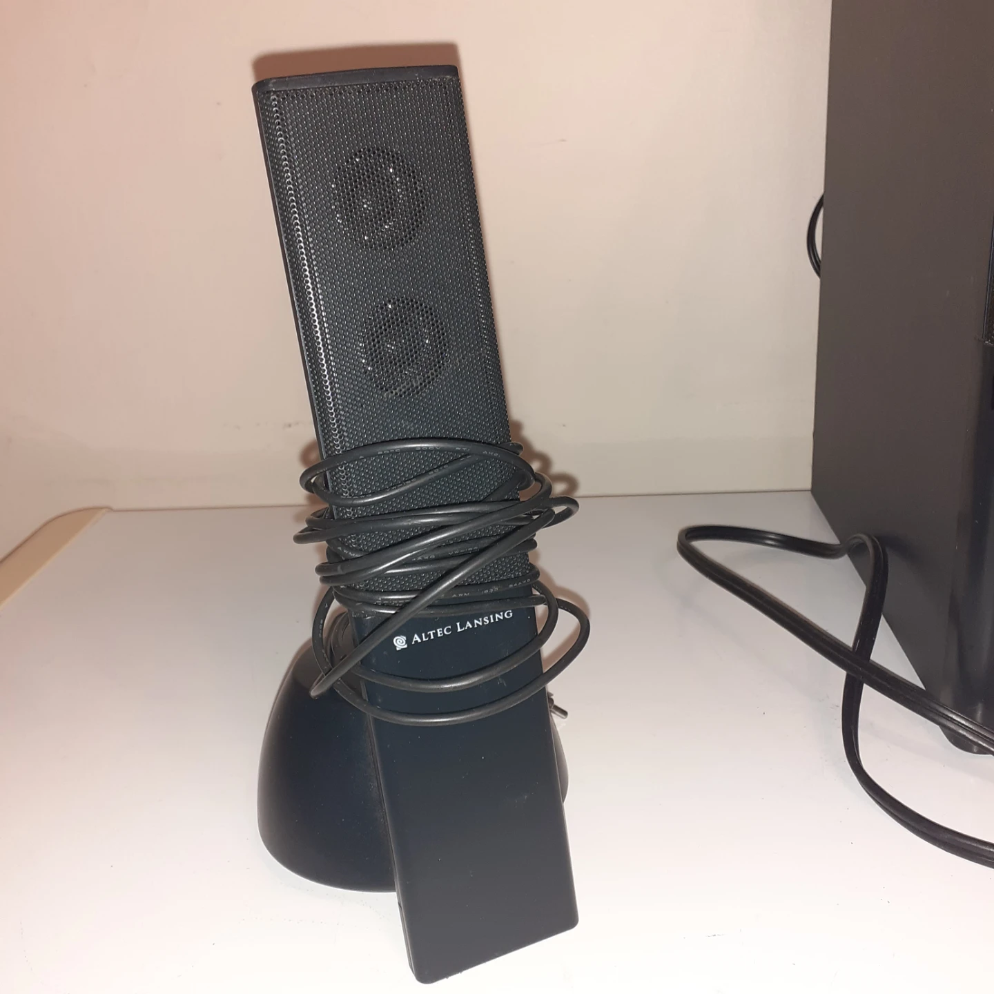 Altec Lansing VS4121 Subwoofer - photo 5