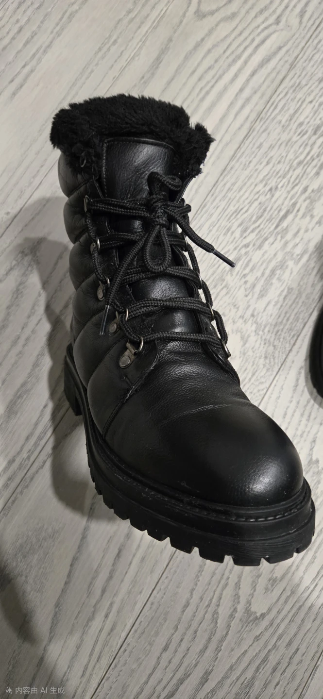 Cougar Black Winter Boots - Size 11 - photo 3