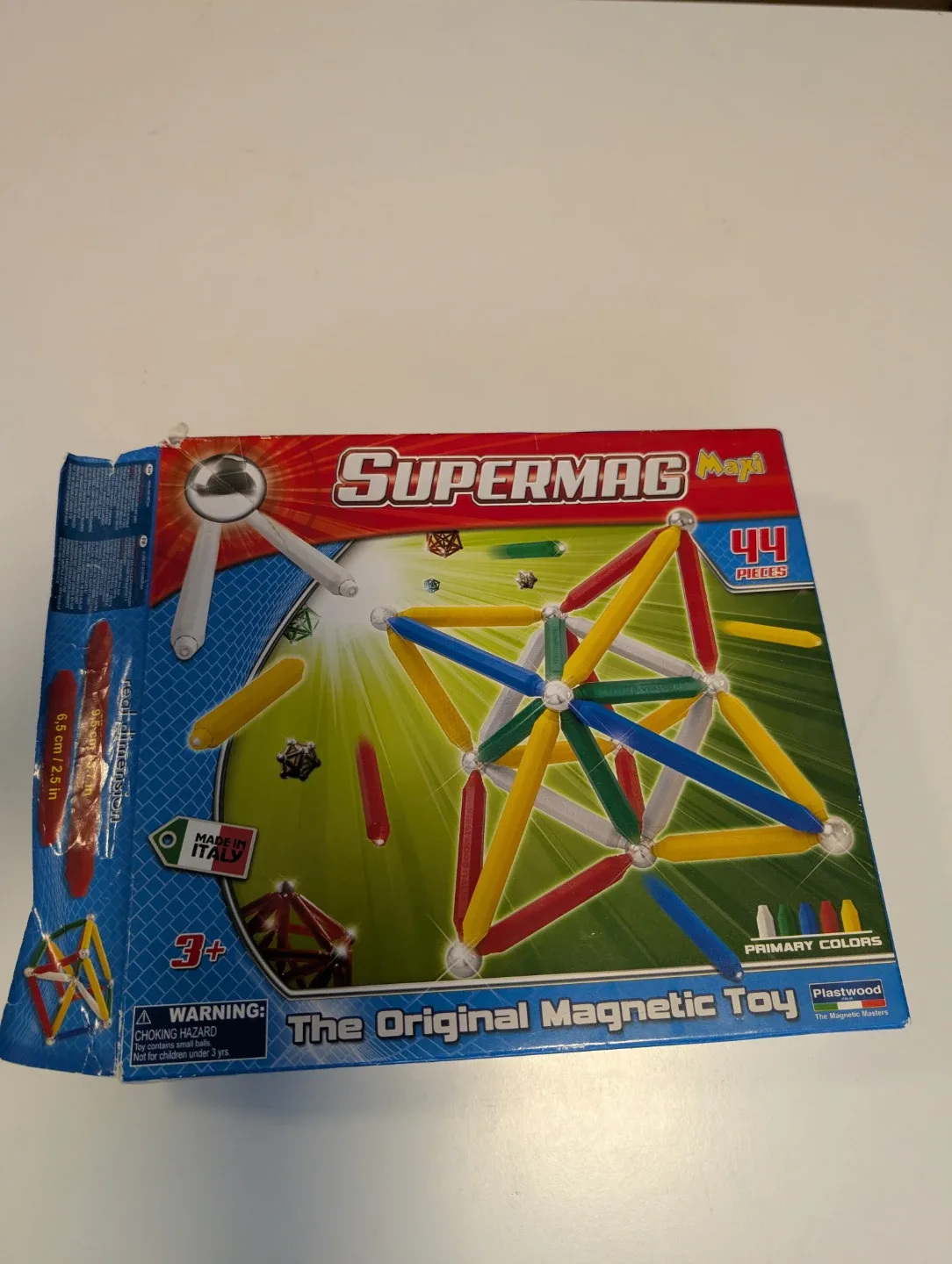Supermag Maxi Magnetic Toy Set - 44 Pieces
