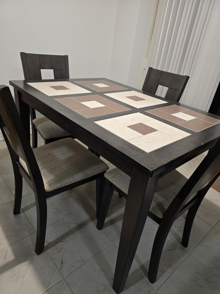 Dining Table with 4 Chairs