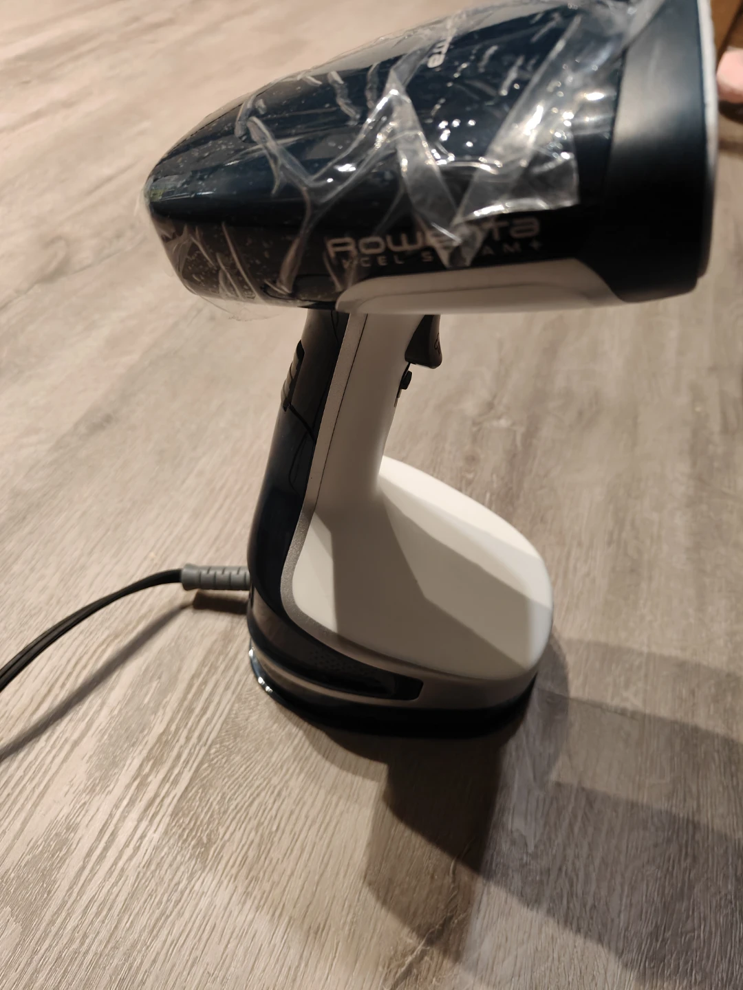 Rowenta Celena Steamer - Like New! - photo 4