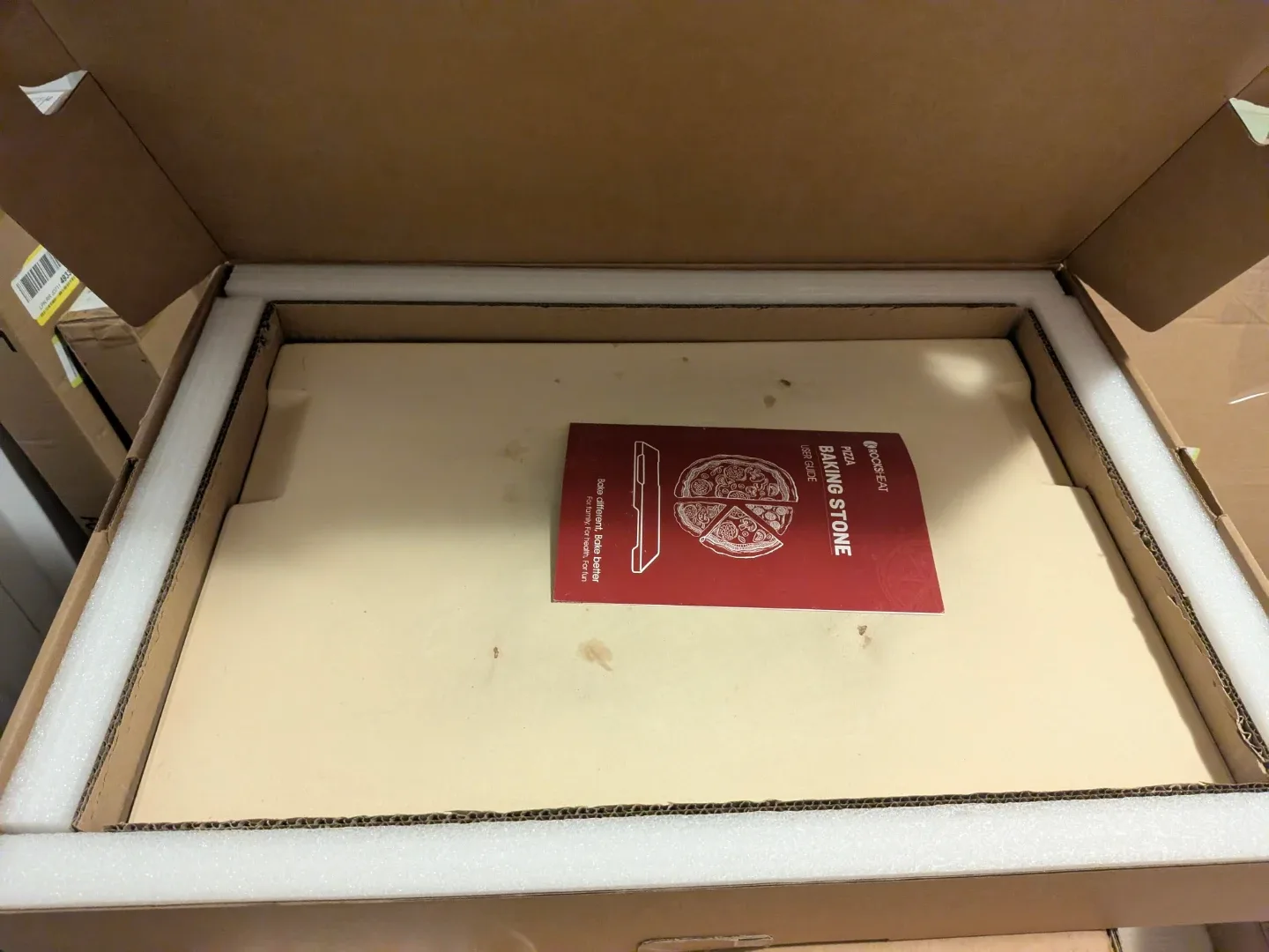 ROCKSHEAT 20" x 13.5" x 0.6" Pizza Stone - New in Box! image indicator(5)