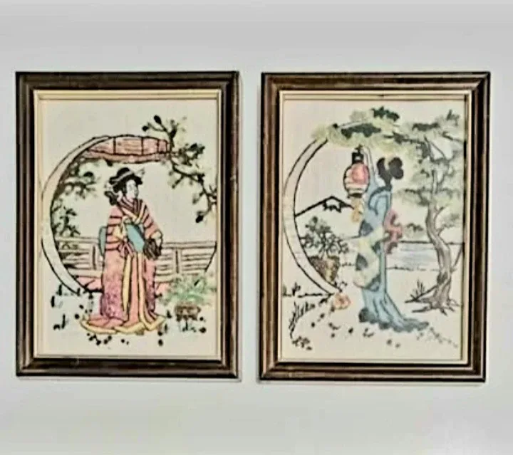 Vtg Hand Embroidered Japanese Geisha Glass Frames