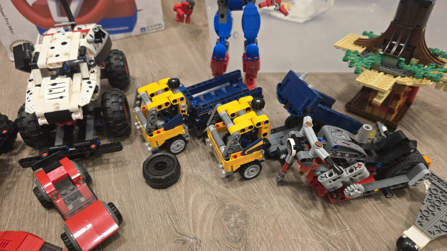 Mixed LEGO Sets and Pieces - photo 5