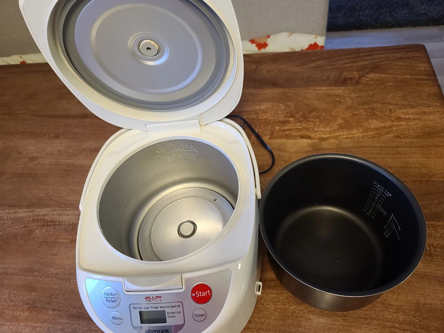 Tiger JBA Rice Cooker - photo 5
