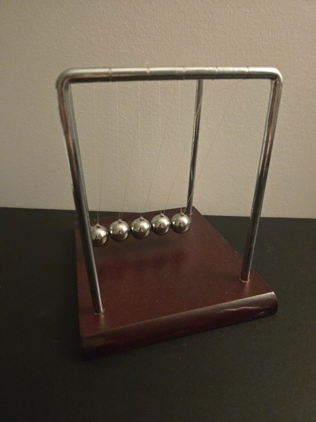 Newton’s Cradle Desk Toy – Used Condition image indicator(2)
