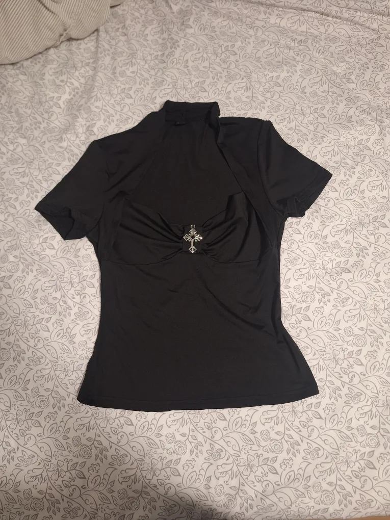 Black Short Sleeve Top