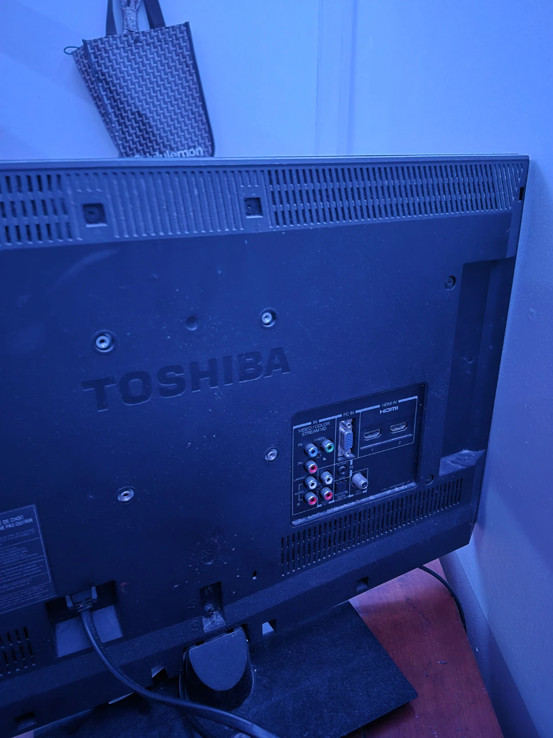 Toshiba TV - photo 3