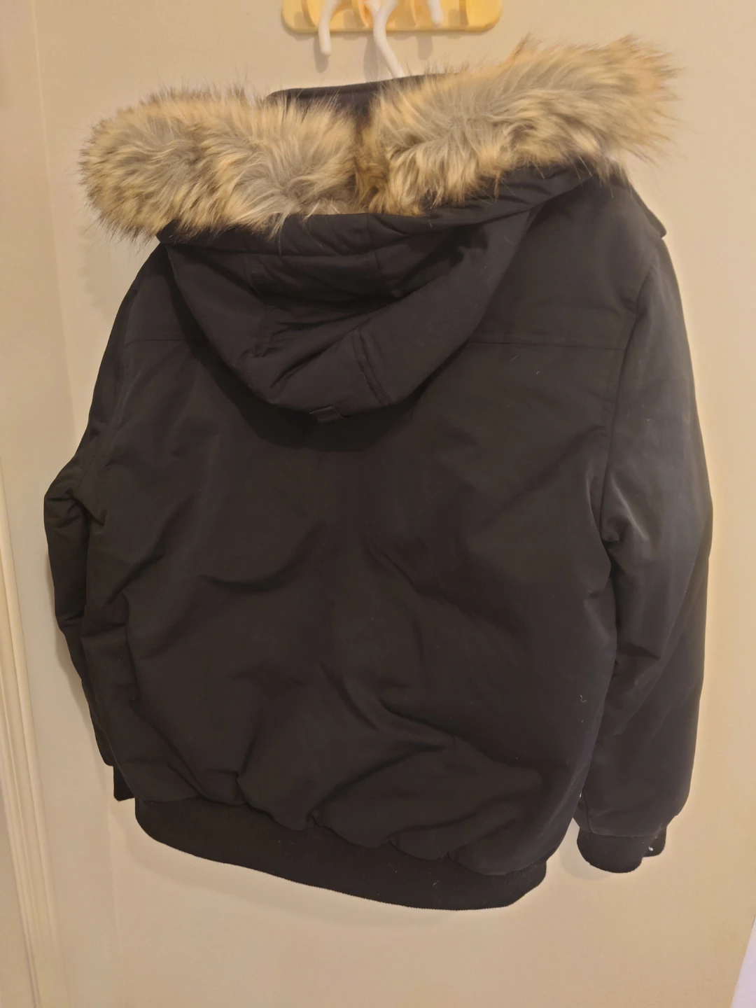 Canadiana Black Winter Jacket Size M - photo 2