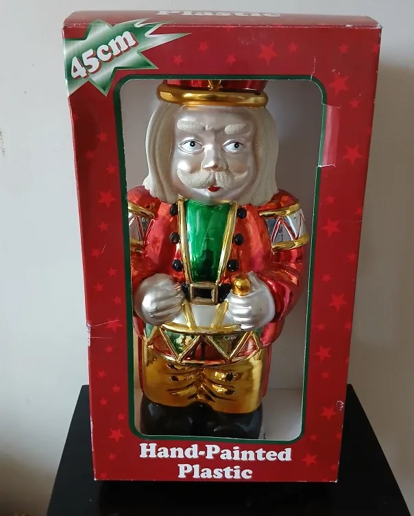 Hand-Painted Plastic Nutcracker - 45cm image indicator(2)