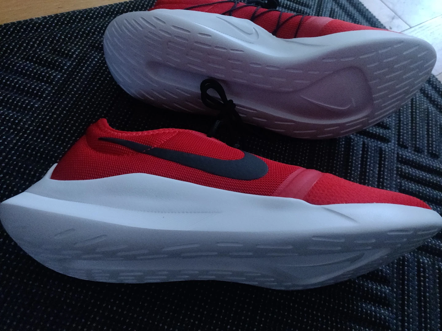 Nike Running Shoes - Red