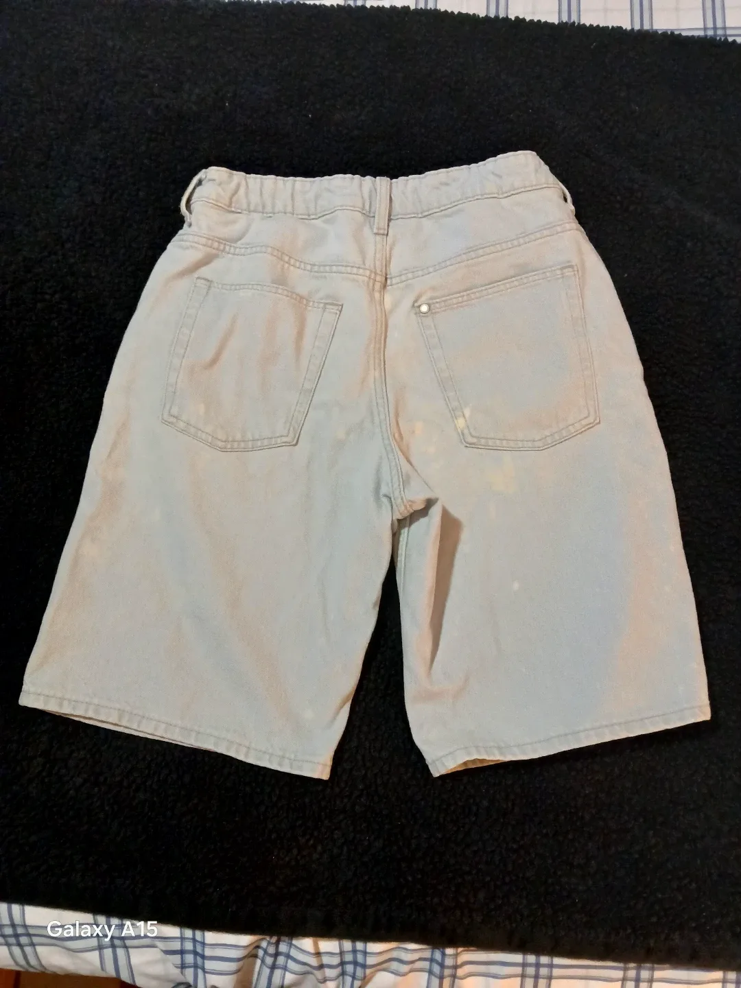 H&M Loose Fit Denim Shorts - Size 12-13Y image indicator(2)