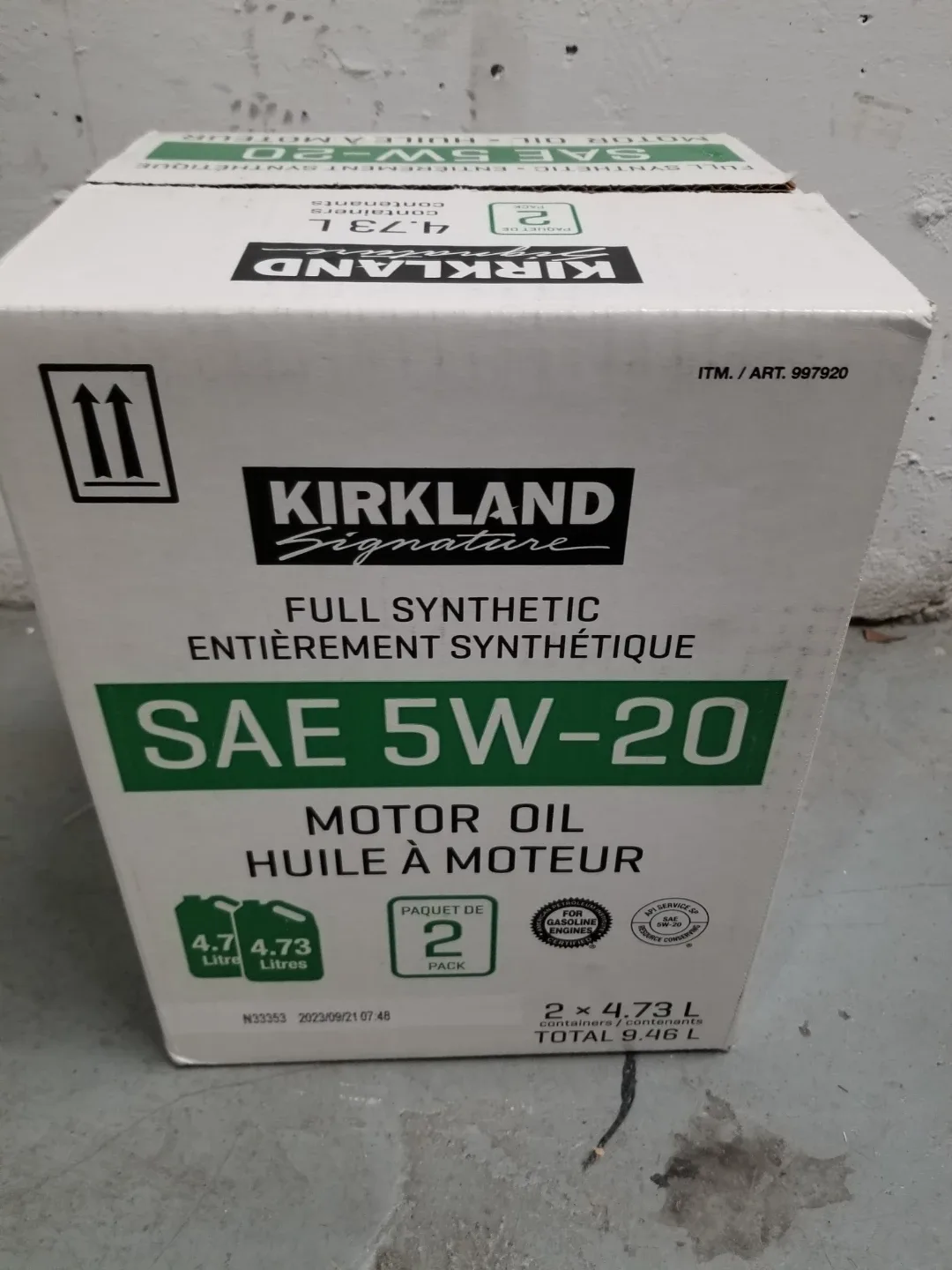 Kirkland Signature SAE 5W-20 Motor Oil - 2 x 4.73L