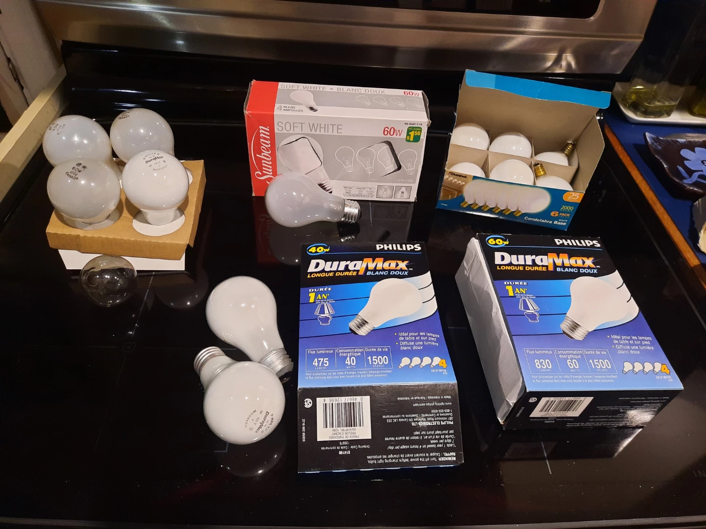 Mixed Lot of Light Bulbs