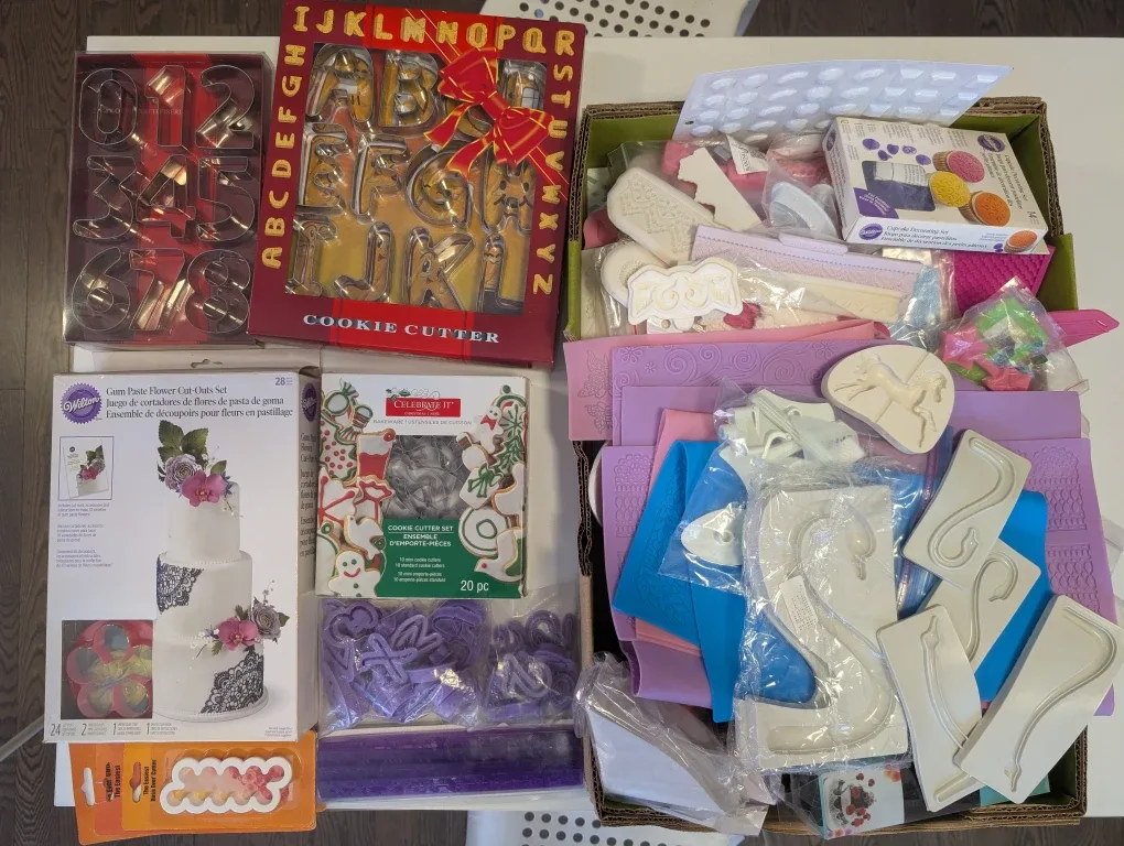 Cookie Cutters, Gum Paste Flower Cut-Outs, silicone molds image indicator(3)