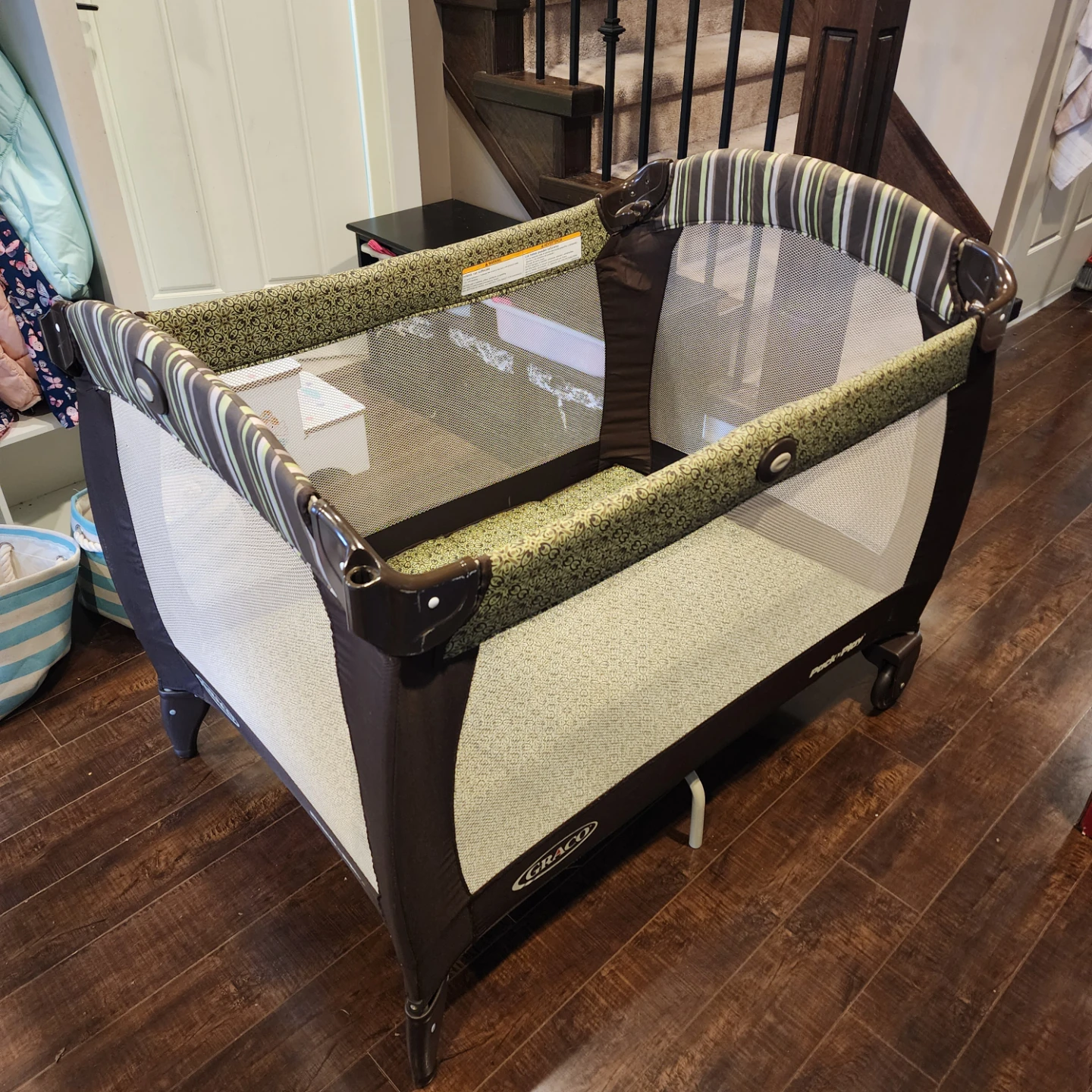 Graco Pack 'n Play Portable Playpen