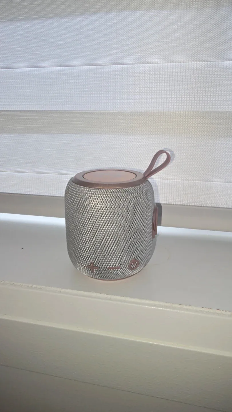 Bluetooth Speakers. image indicator(5)