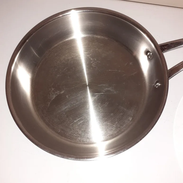 8 & 10 Inch Jamie Oliver Induction Pans image indicator(3)