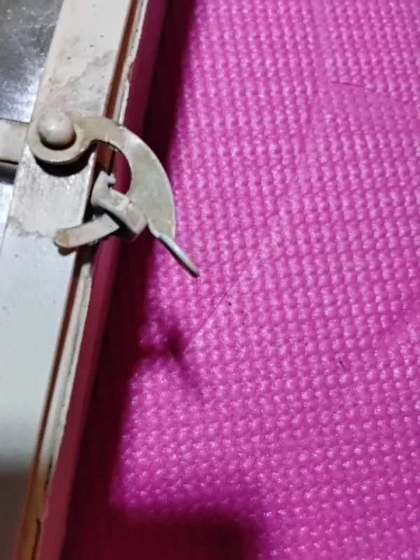 Vintage Style Telephone Booth  ☎️ image indicator(5)