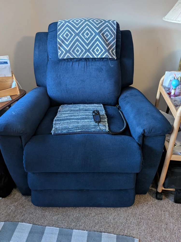 Blue Lift Chair Recliner - photo 5