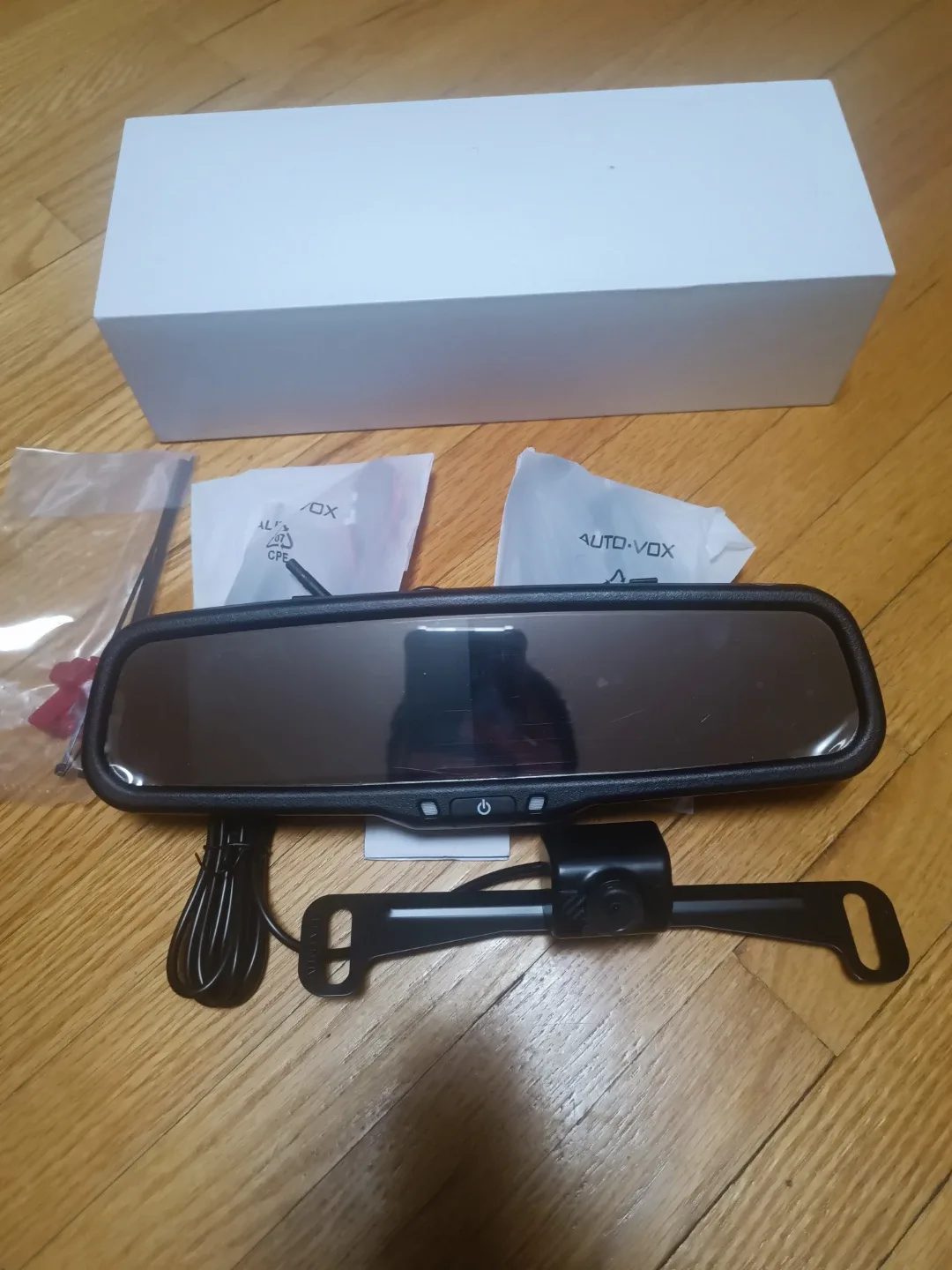 AUTO-VOX Rear View Mirror Dash Cam - New image indicator(2)