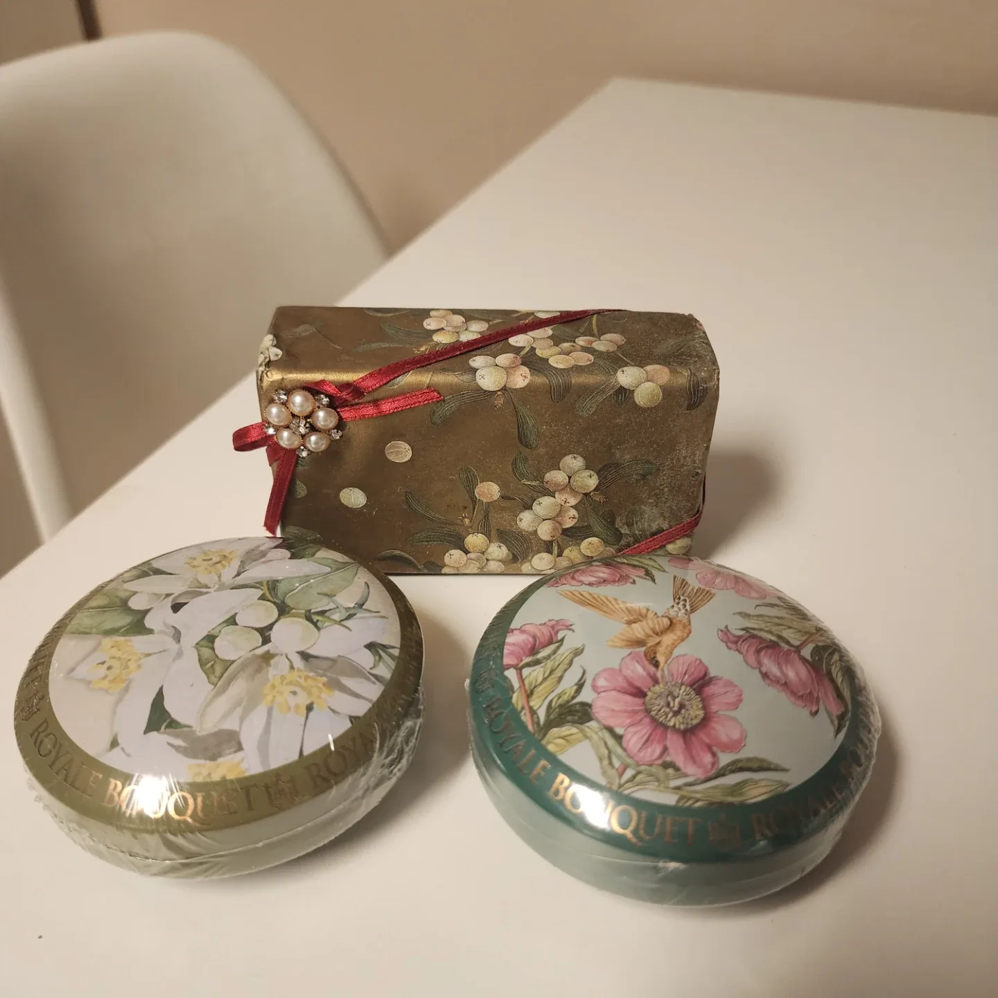 Stocking Stuffers Tuscan Spruce & Royale Bouquet Soap