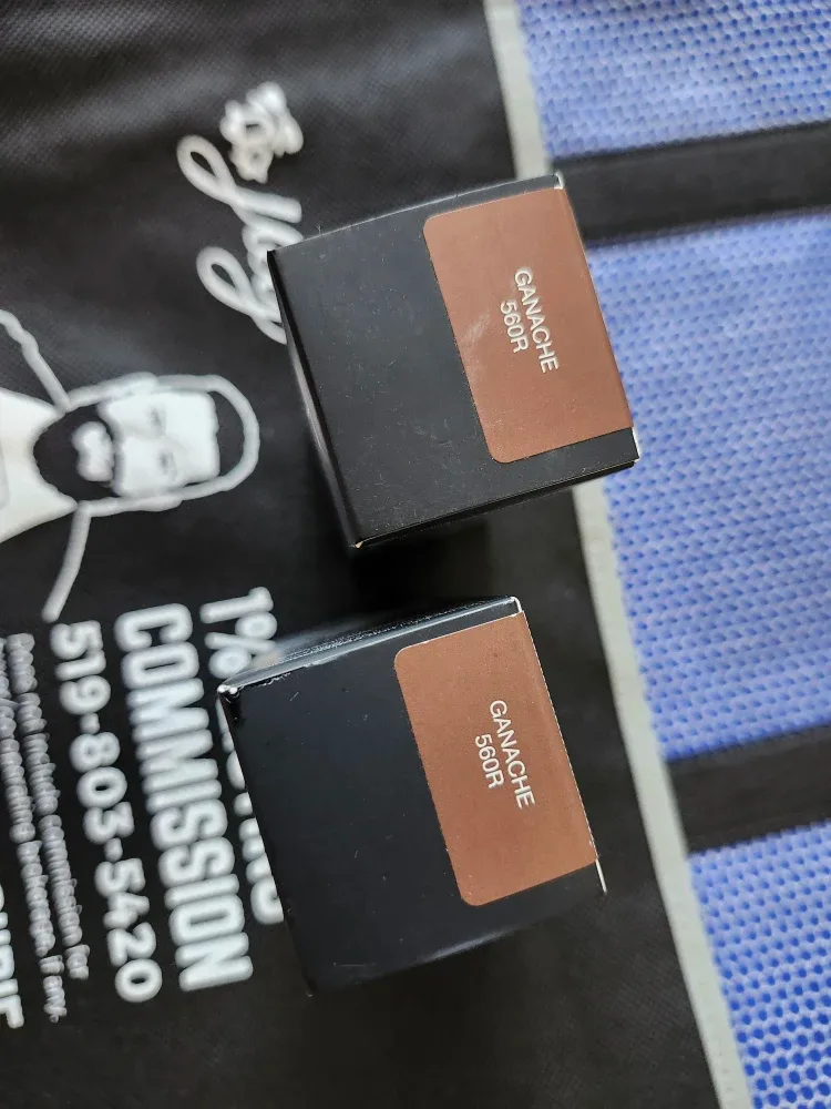 Huda Beauty #FauxFilter Luminous Matte Foundation - Ganache 560R image indicator(3)