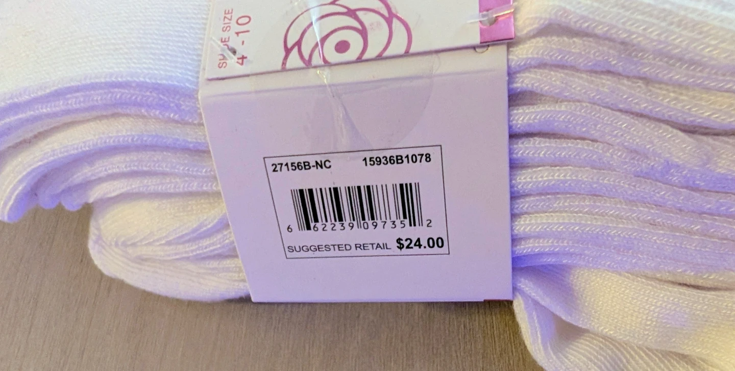 Brand New with Tags Taryn Rose Quarter Crew Socks (10 Pairs) - photo 4
