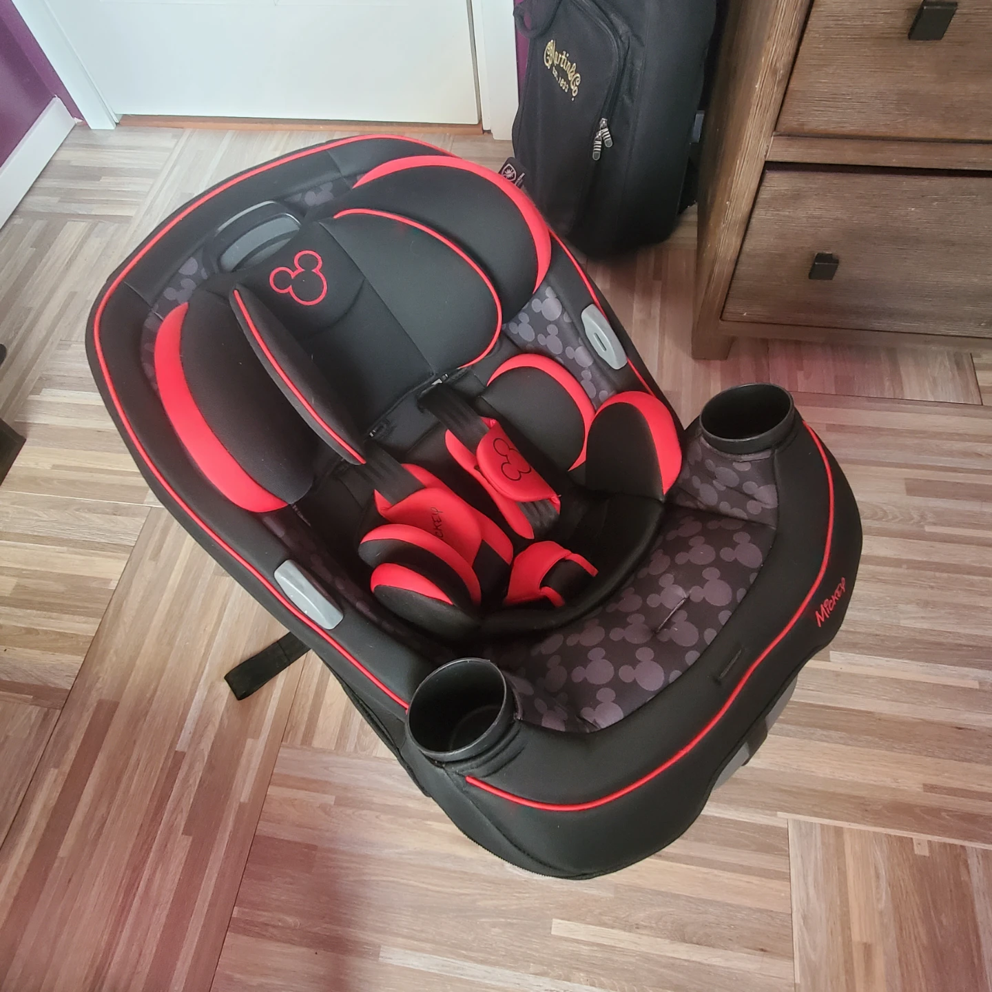 Safety 1st Disney Grow and Go Everfit Convertible Car Seat