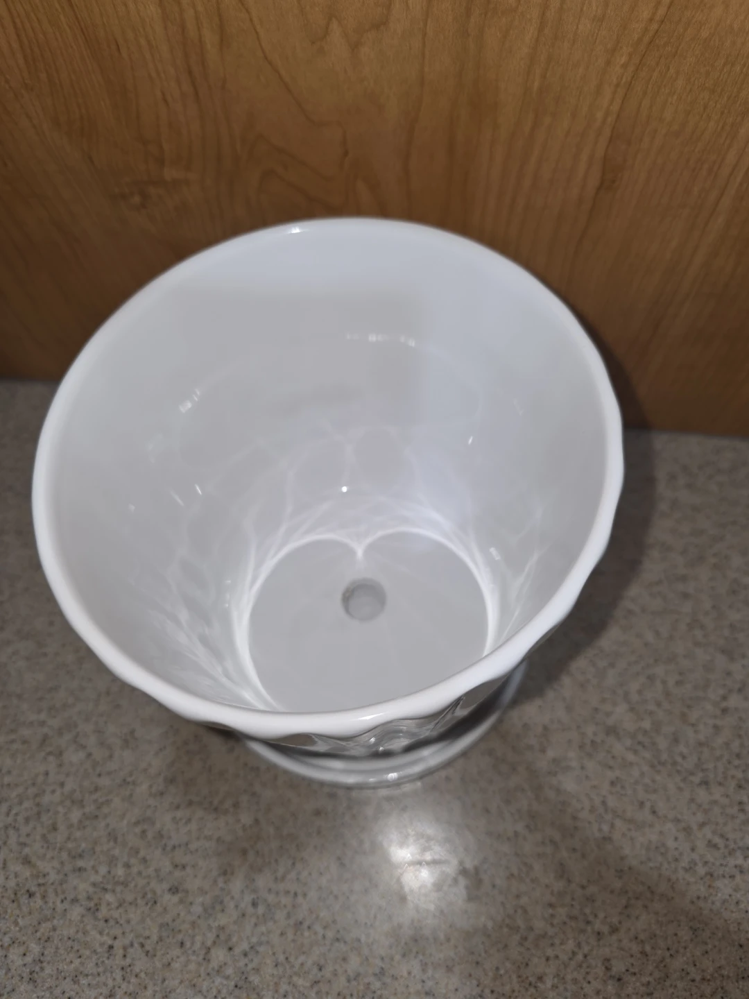 White Ceramic Plant Pot with Saucer - photo 2