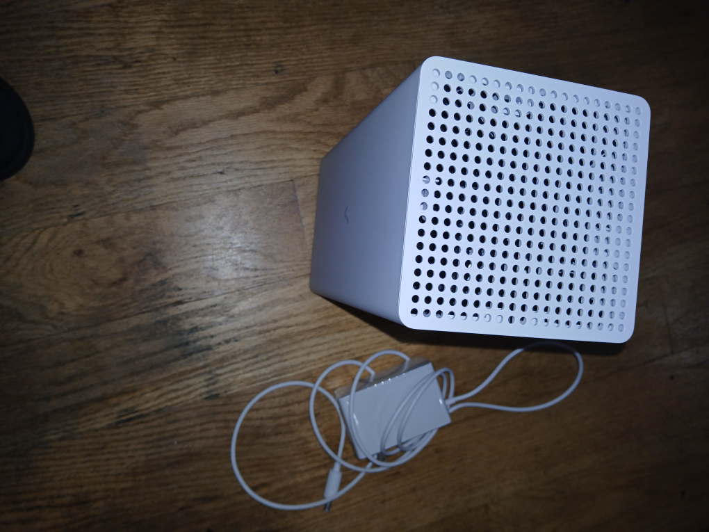 Verizon CHVR7F WiFi Router - photo 2