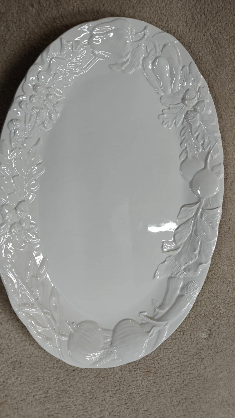 VBC La Ceramica Nove Italy "Pine Oak" embossed serving platter