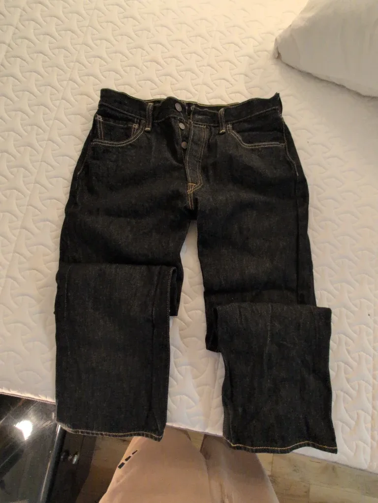 Levi's 501 Jeans image indicator(2)