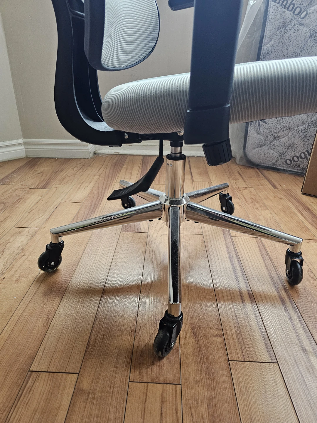 Ergonomic Office Chair - Grey - photo 3