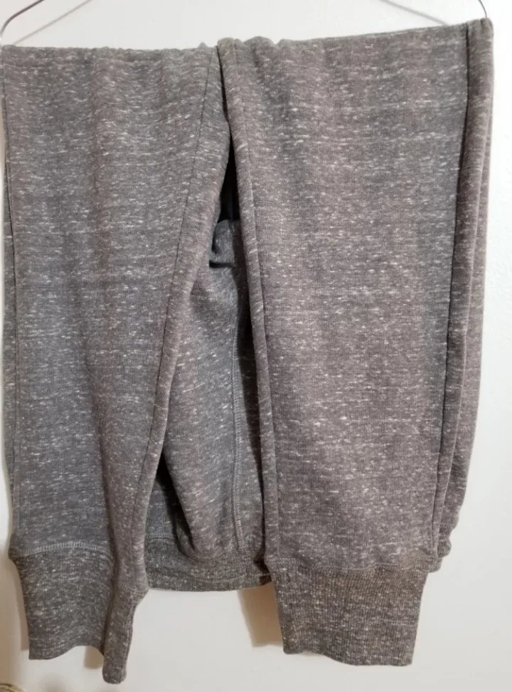 ChenOne Woman Grey Cotton Joggers - Size M #Cleanout