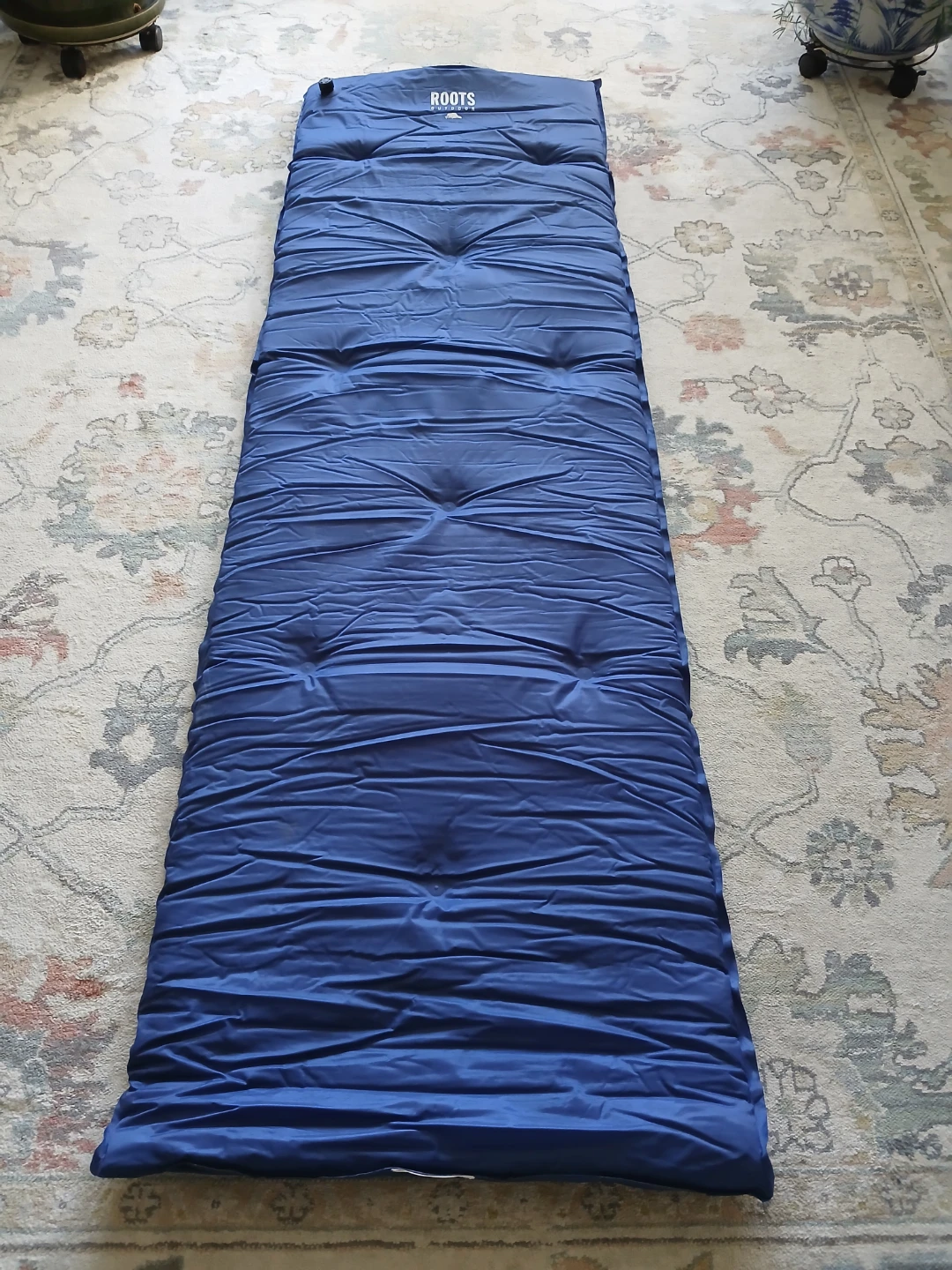Tent kit for you and small pet - photo 3