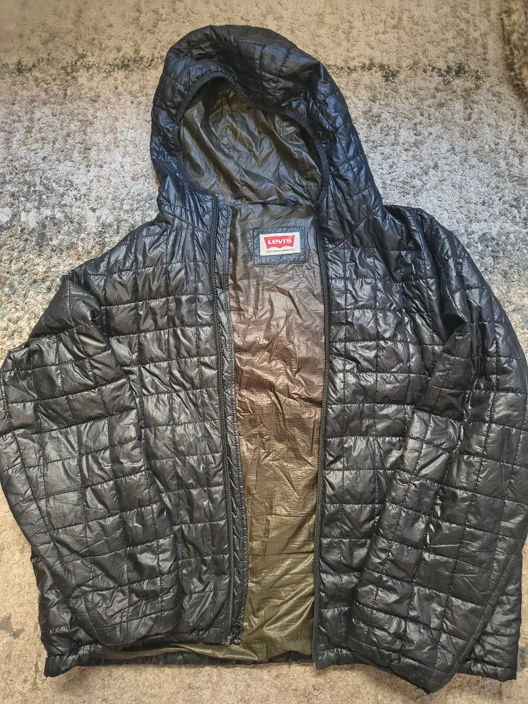 Levi's Puffer Jacket, Black image indicator(2)