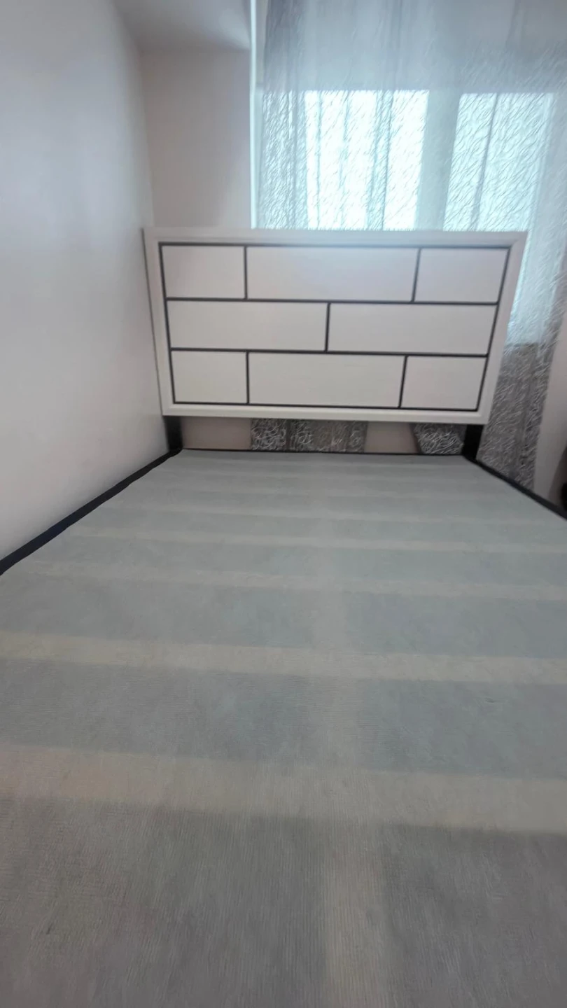 Queen Size Bed Frame with Mattress - photo 5