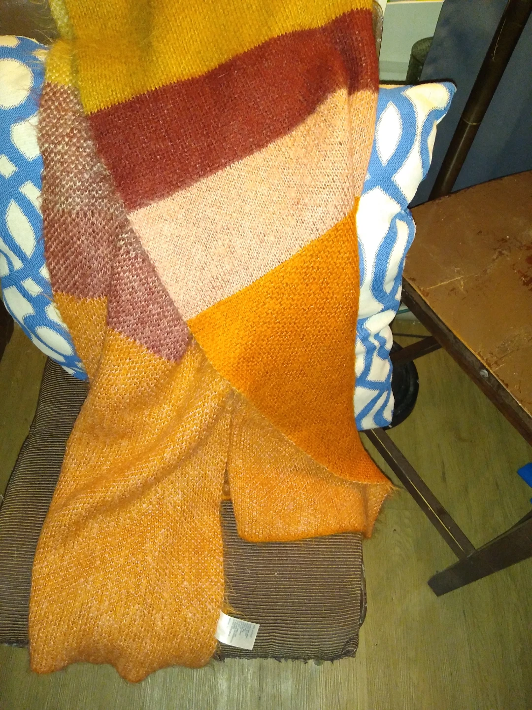 Beautiful Kashmir scarf - photo 2