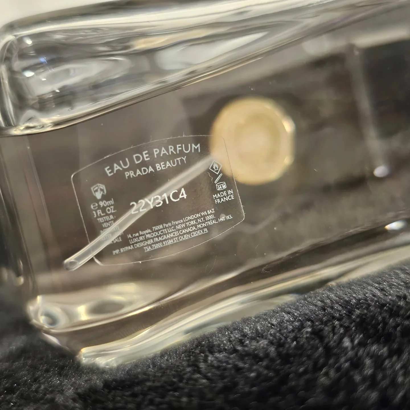 Prada Virtual Flower Eau de Parfum 90ml *TESTER BOTTLE* image indicator(3)