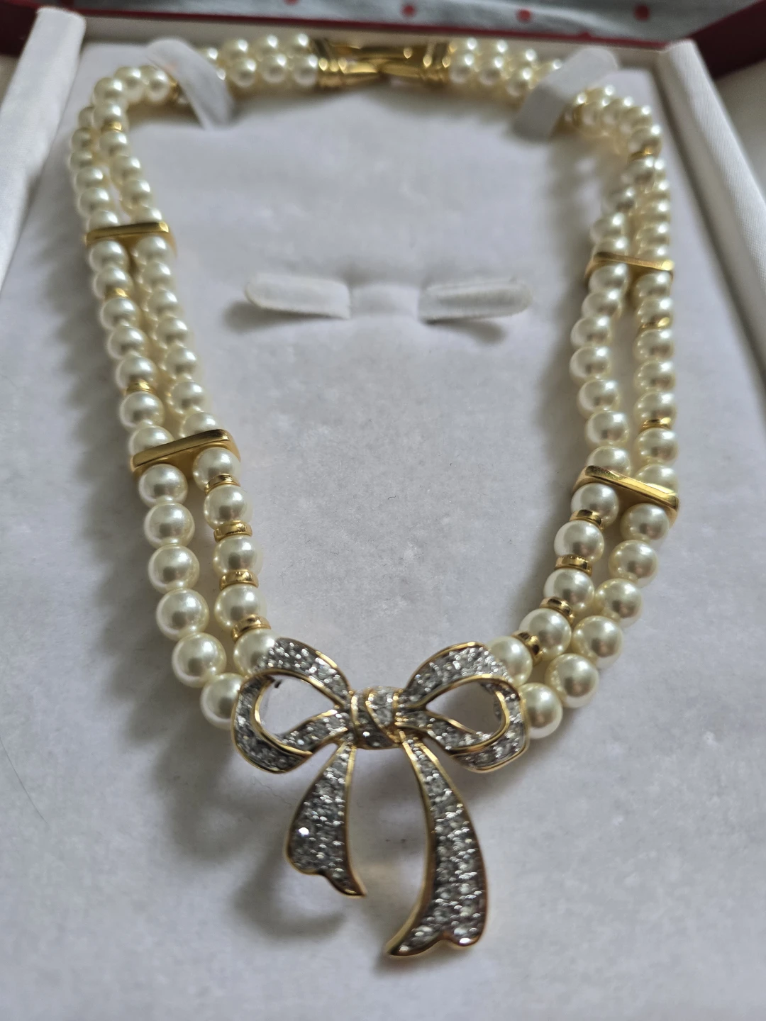 Italina Pearl Necklace with Bow Swarovski crystal. - photo 3