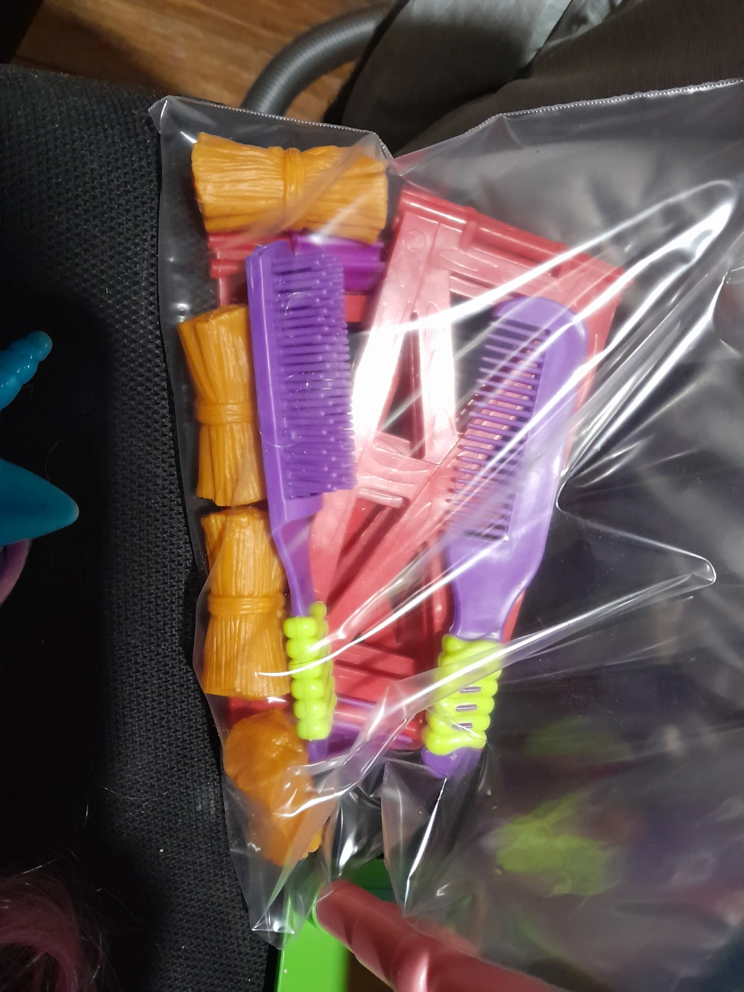 My Little Pony Lot with Pony Land Playset - photo 3