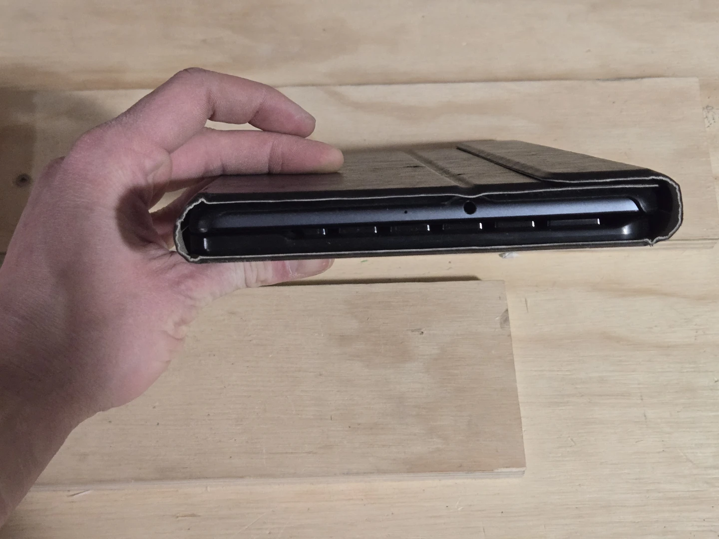 Samsung a4 tablet with magnetic wireless keyboard/case - photo 3
